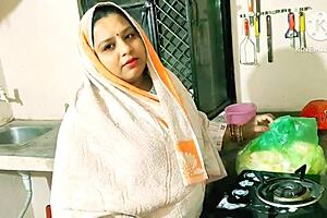 Rough Desi Sasur Seduces Bahu for Deep Anal Doggystyle with Monster Cock 😈