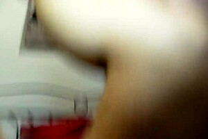 Versauter privat-sex with Ashley-Cumstar and Andy-Star, this multiple squirting milf goes wild in hardcore action.