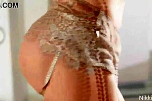 Nikki benz strips off seductively