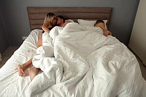 Cheating Stepmom Silently Takes Huge Cock In Ass! She Knows Exactly What She's Doing With That Tight Pussy