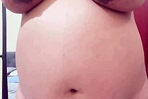 想这样操我毛屄吗孕妇阿拉伯继母网络挑逗