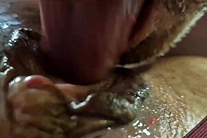 Homemade sex with milf ends in creampie.