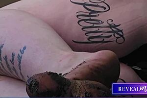 Revealme foot fetish fantasy unleashes sexy soles and toe-sucking delight with milf ass play