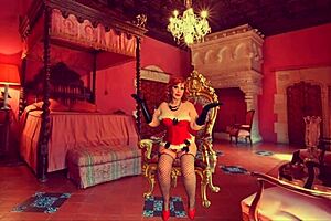 Granny Carmen Claus Double Dildo Playtime Orgasms!