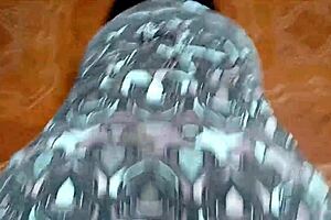 My stepmother bends down to pick up money so I fuck her big ass hard 😈