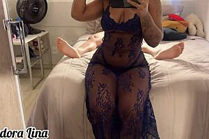 sentei bem gostoso no pau do meu amigo ele gozou e continuo fudendo