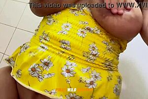 Libog Na Libog Na Ang Inyong Tita Emma Lamas Muna Malaking Suso at Sinalsal Ang Mabuhok at Masikip Na Kiffy - Gusto Mo Bang Makatikim