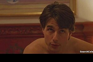 oh man, nicole kidman looks so hot in eyes wide shut from 2000, with those tits