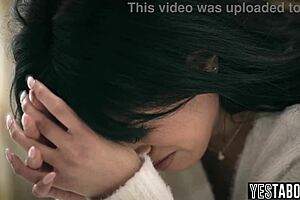 I'm a desperate Filipina milf fucking big dick stranger to get pregnant in interracial action