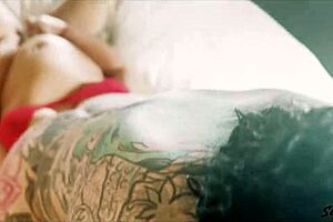 First time I licked that juicy Cuban pussy and it was amazing.