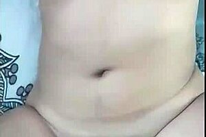 Abreme las piernas quiero que me metas toda tu verga with Latina riding in cowgirl on big ass.