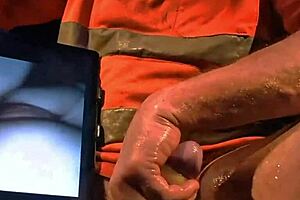 omg watching myself pound this tight 18 yr old pussy is so hot 😈