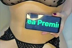 ele saiu agora temos 15 minutos pra ficar vou te esperar nua no port�o vem rick fuder minha buceta e meu cu agora completo sheer red