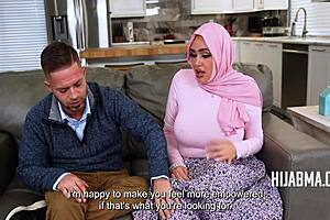 嘿，已婚穆斯林人妻Tinder约炮😏 Zoey Foxx和Nicky Rebel狂干