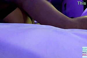 La Secretaria Cuckold Follando Frente A Su Marido 3