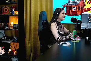 Victoria Camargo Shows Her Sensual Body Ruan Could Not Resist Grabbing Her For Doggystyle Sex And Licking Pussy