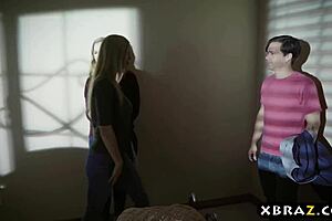 Asian Office Lady Chihiro Akino Gives Stunning Blowjob For Hardcore Pleasure With Creampie