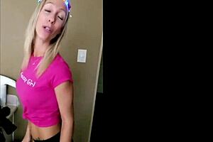 milf teases black cock suckoff in this free promo with mary queen fox