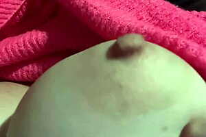 hey, loving this big tits bouncing in slow motion close up with those hard nipples 😍 artemisia love is super horny!