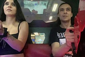 me corro dentro de mi vecina curvy petite después de ganar apuesta en videojuego con su gran culo cabalgando mi polla monstruo.