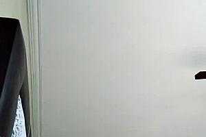 i'm fucking so good in the motel with my lover hidden from view