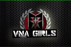 oh man vicky vette had that butt plug in her and maxine just made her squirt so hard with big clit play and long hair flying