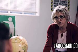 Outnumbered! Dee Williams Takes On Gangbang With Blonde Milf Getting Banged In Doggystyle And Cowgirl!