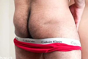 i wanna get fucked hard by a stranger in the gym while doing my workout