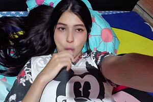 an 18-year-old college girl explores her toy in a private homemade session