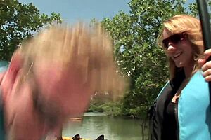 18 teen kira lynn delivers her ass for gaping anal with deepthroat!