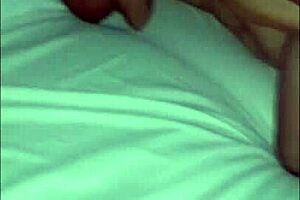 casada sem camisinha com novinho outro filmando e esperando a vez