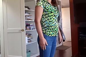 I Let My Stepbrother Lick My Pussy Leading to Huge Cumshot in Mutual Masturbation