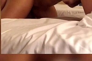 Hey, check out this mature married Argentinian woman getting really enthusiastic in her amateur session.