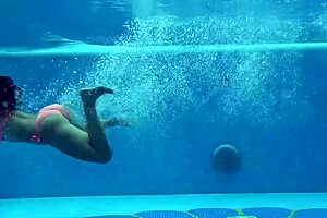 Hey, how does Hungarian naked Sazan Cheharda tease while swimming underwater?