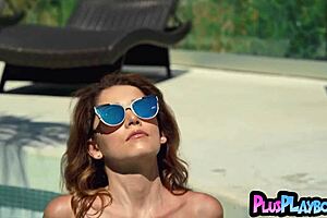 Latina Milf Big Natural Tits Posing Sexy