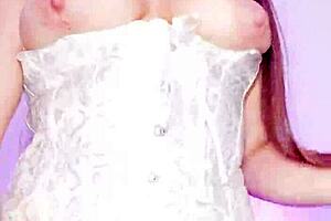 Hey check out this big tits Latina Colombian madrastra puta with cameltoe gigante masturbating in liguero for her hijastro