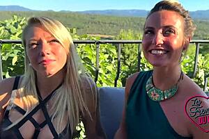 Pam and Ashley, two playful blondes, enjoy a threesome adventure