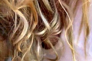 Pretty hooker kneels down for a man to release in her mouth after a deepthroat blowjob on the street.