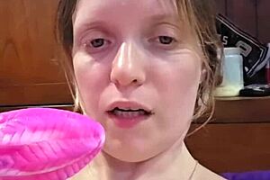 Dirty talking skinny wife cums twice with huge squirt