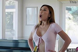 Chinese milf Nicole Doshi muff dives quietly in dorm.