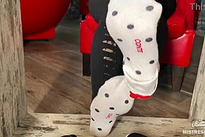 goddess teases with wrinkled feet in socks then goes barefoot under desk for close up play