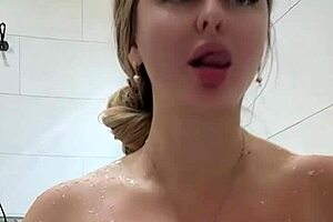 Milf wife with huge natural tits, do you want two cocks at once while I masturbate in the bathtub?