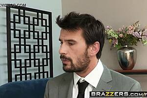 I can't believe Brazzers featured step mommy Diana Prince with boobs hooking up as a hooker with Manuel Ferrara in that teen anal scene.