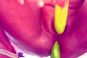 Desibhabhi sex today i got fucked in pussy and ass talking to friend on phone