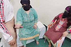 Awesome 3some anal fucking of 2 indian muslim hot bhabhis with dever!