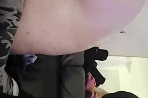 Curvy sandra spreads wide for intense asshole licking and finger pounding in raw homemade clip