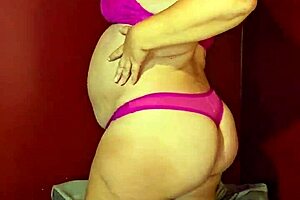 I'm a preggo with big tits ready to breed right now.