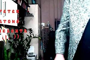 hey, isn't this hot wet mature pussy just begging for attention?