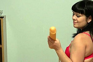Brunette milf picks large dildo to stretch her hairy asshole in homemade solo