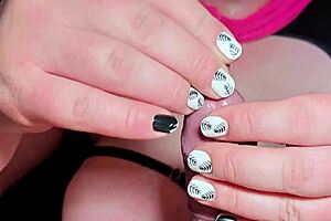 tattooed milf boss blows huge cock